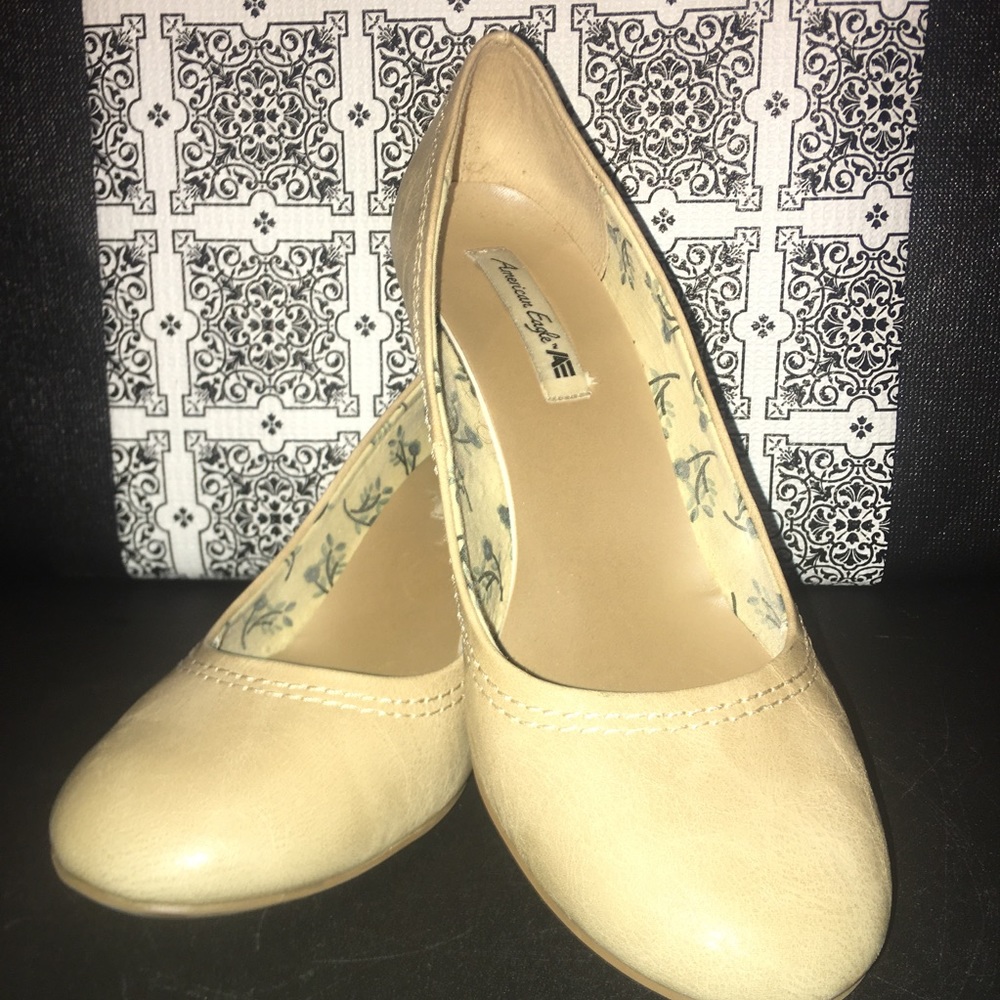 9.5 Thick Heel